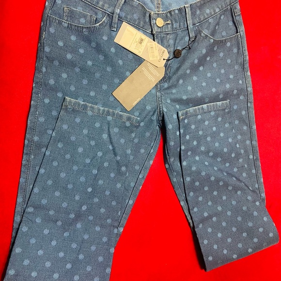 Guess Brittney SkinnyAnkle Jeans. Size 29 Dainty Wash. - Picture 5 of 5